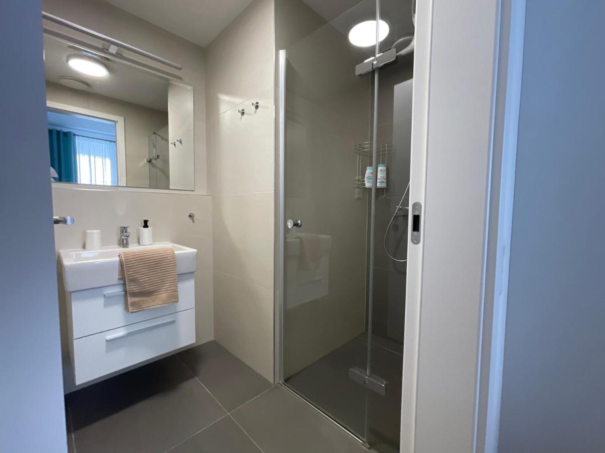 Sag Sky Park Residence Free Parking And Wi-Fi Bratislava Exteriör bild