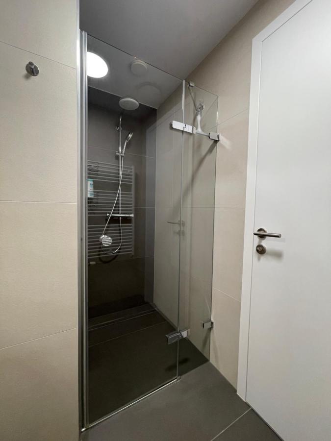 Sag Sky Park Residence Free Parking And Wi-Fi Bratislava Exteriör bild