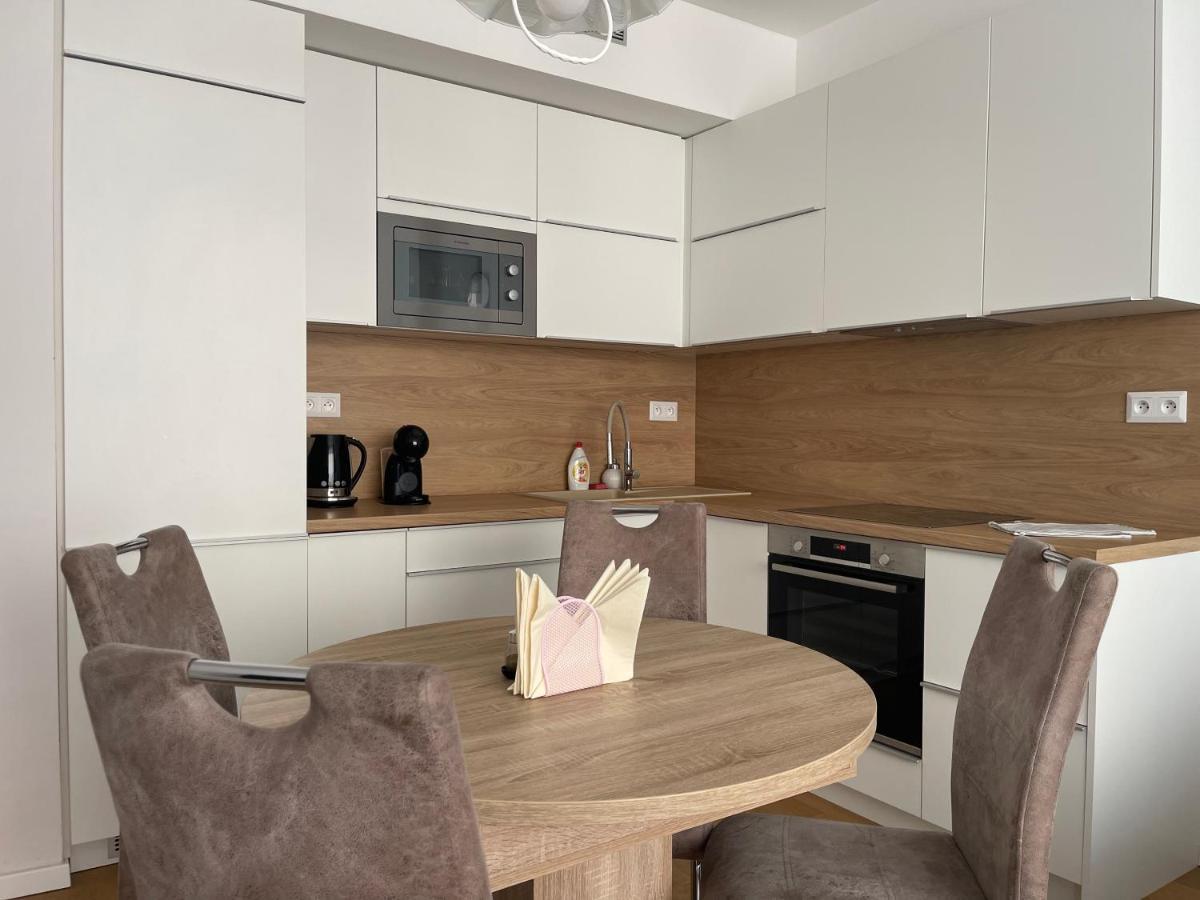Sag Sky Park Residence Free Parking And Wi-Fi Bratislava Exteriör bild